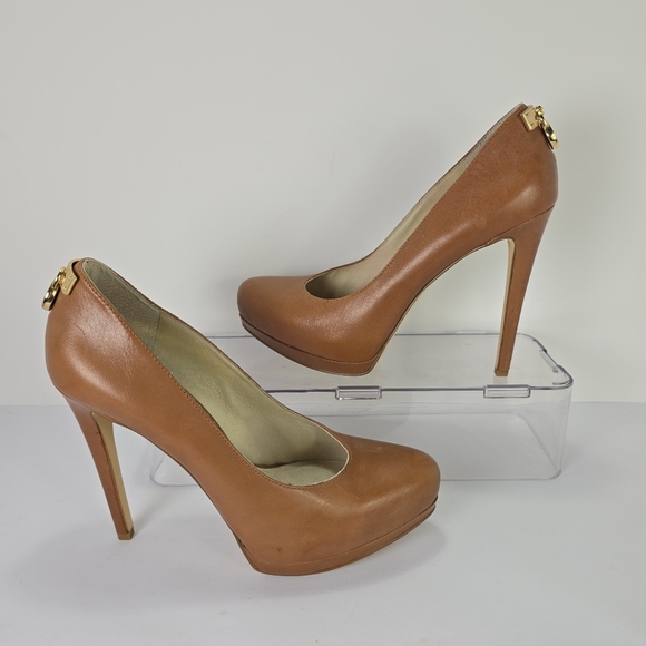 Michael Kors Shoes - Michael Kors Hamilton Platform Leather Pumps Heels Caramel Tan Gold Lock Sz 7.5